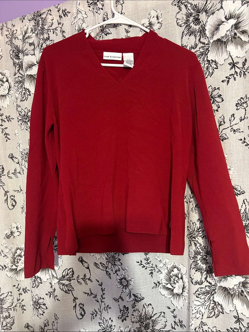 croft & barrow Red V-Neck Long Sleeve Pullover